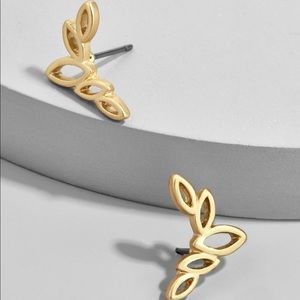 BaubleBar CAESAR EAR CRAWLERS